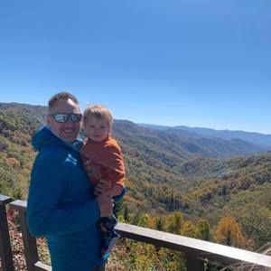 Meet your Posher, Christian